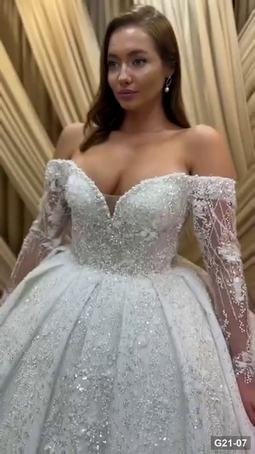 G21-007 айвори пышное платье свадебное платье Основной Clean Frame