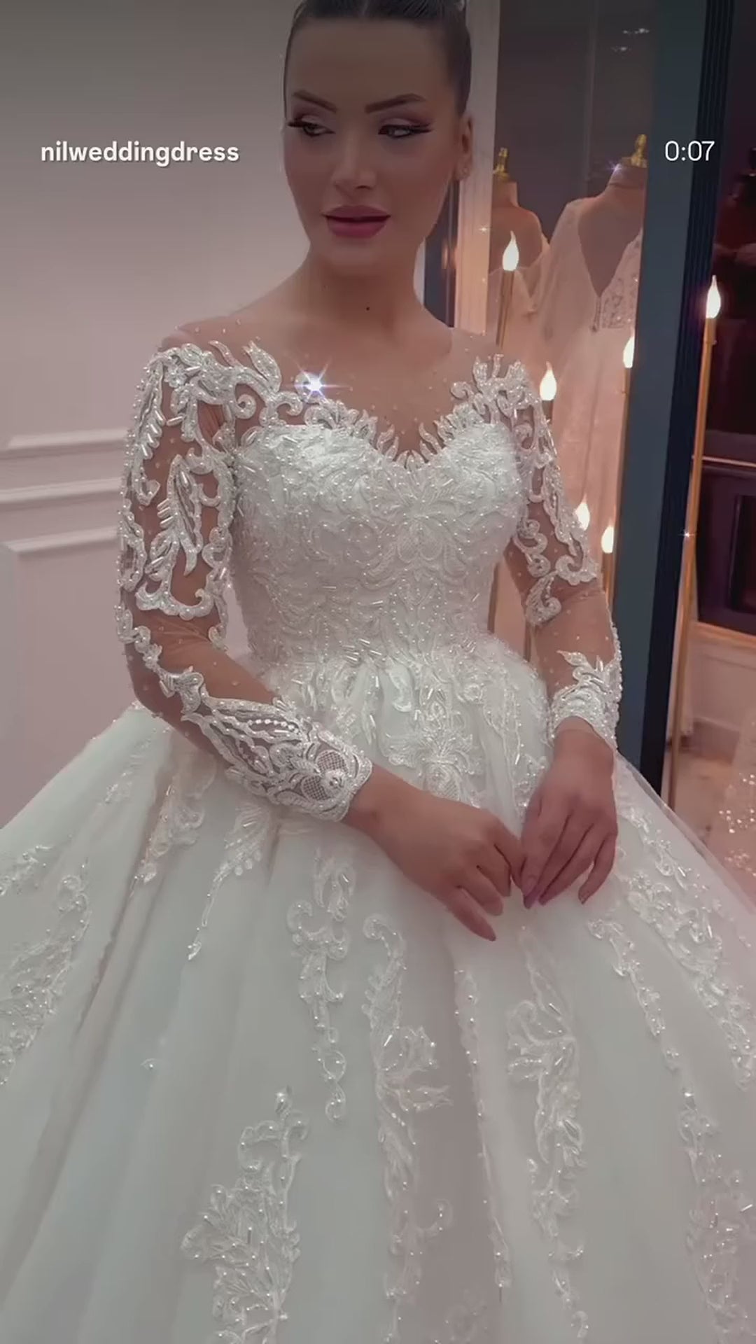 G21-101 Ivory Ball Gown Lace Wedding Dress and Chapel Train