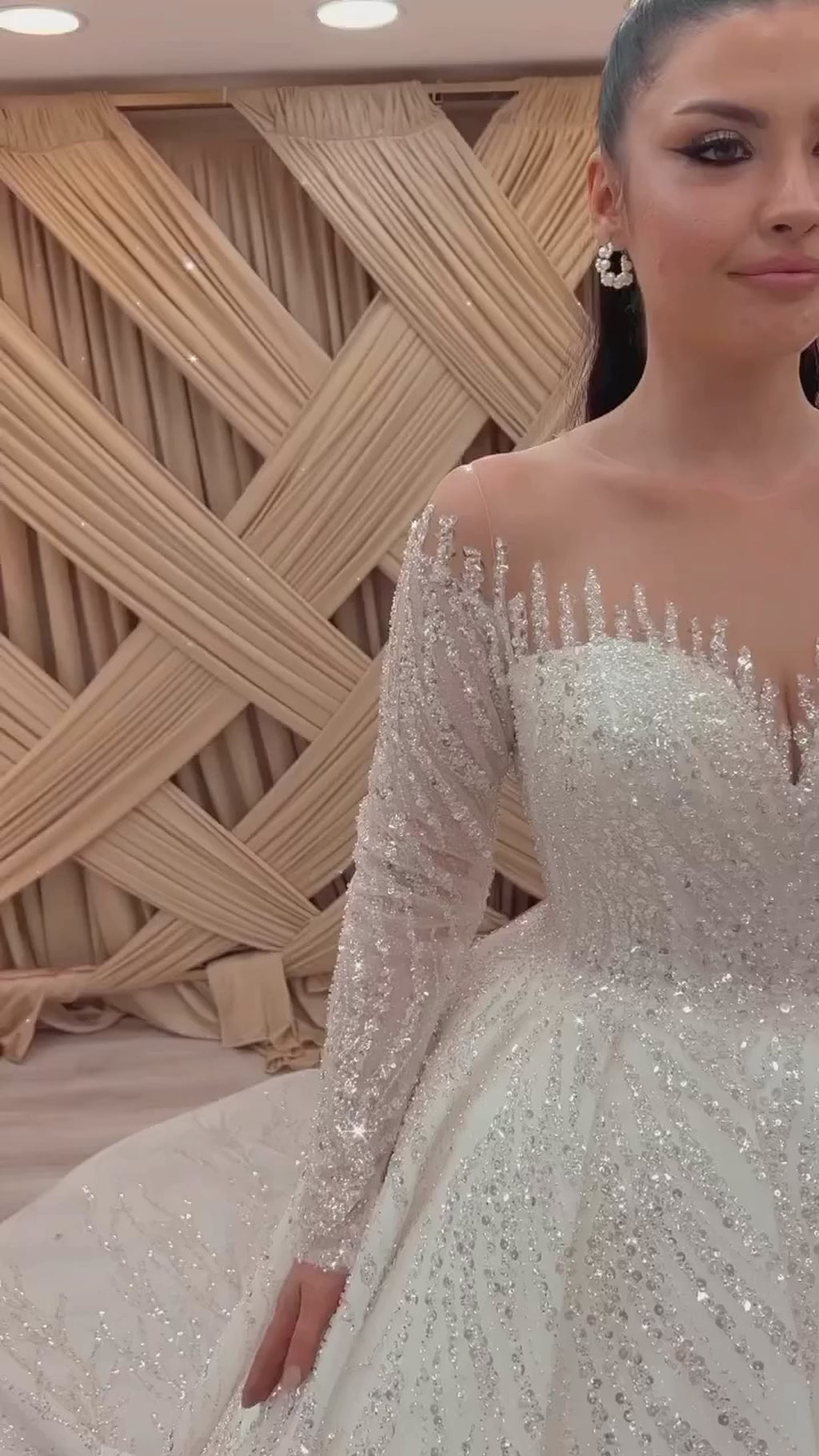G21-113 айвори пышное платье кружево свадебное платье и шлейф Chapel