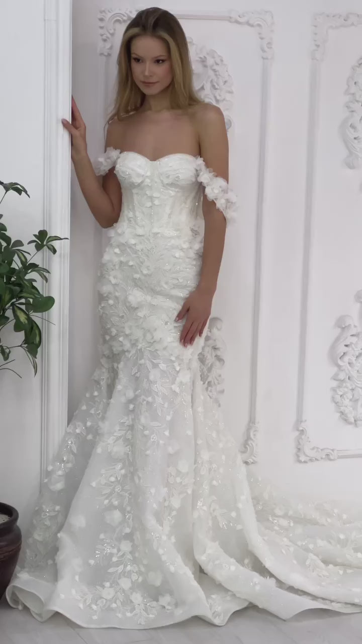 G21-094A - Ivory Beaded Lace Ball Gown Wedding Dress